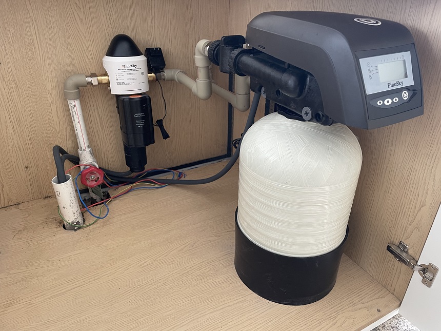 深圳南山一小区客户安装前置过滤器+中央净水器案例
